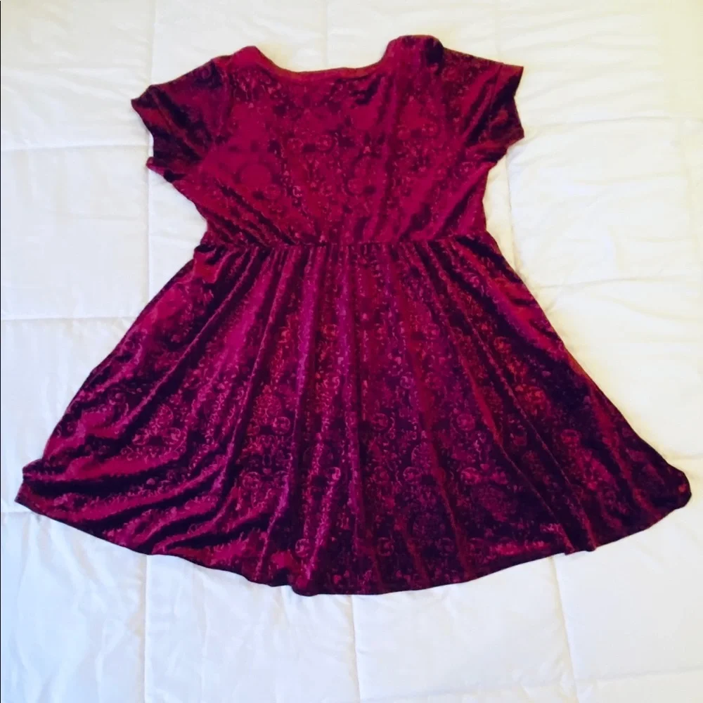 EUC Torrid Disney Mickey Mouse Red Velvet Dress 3X - Picture 7 of 16